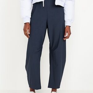 Old Navy SleekTech Barrel Pants